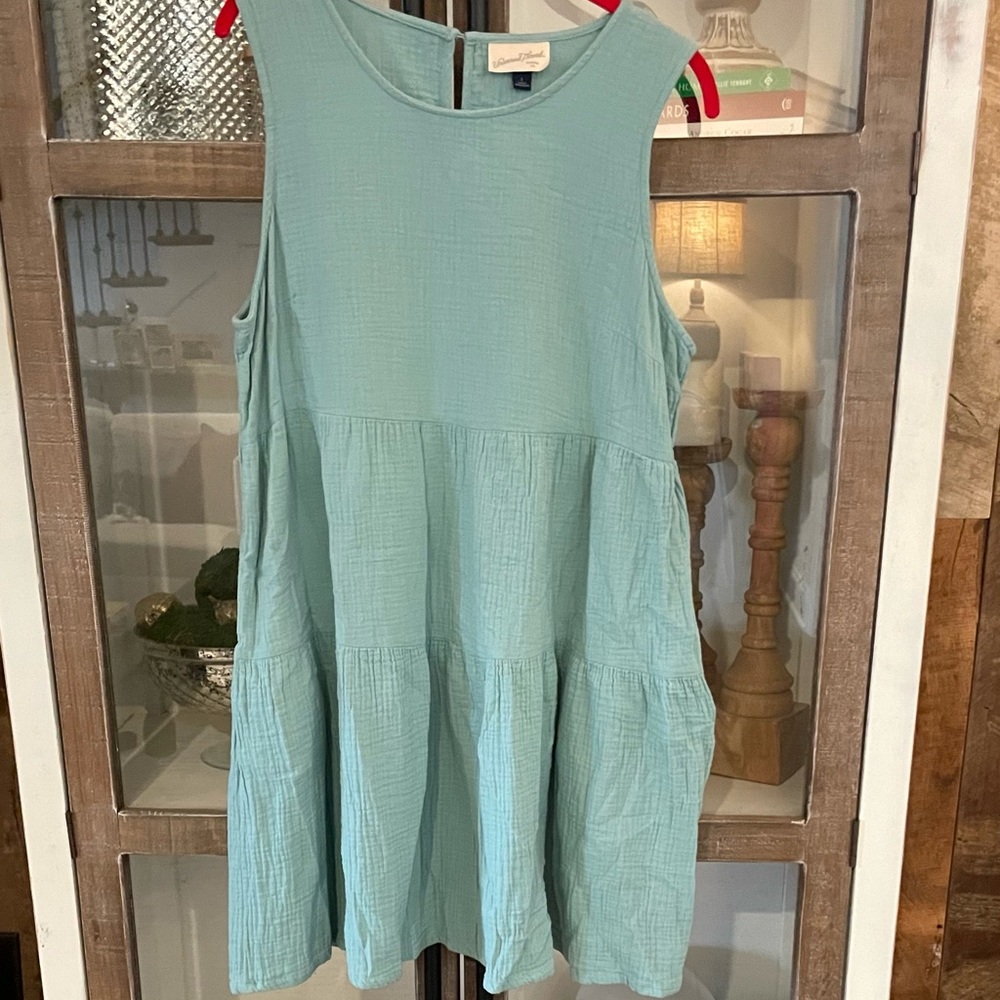 Universal Threads gauze dress